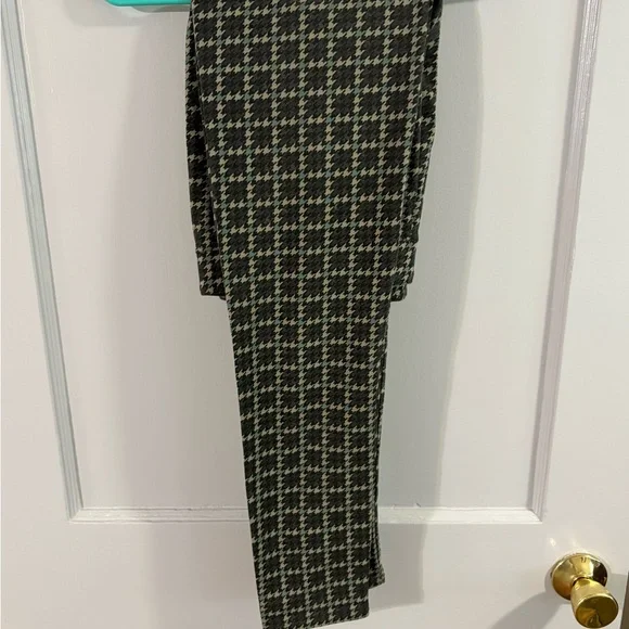 Pact Black and Gray Leggings with Geometric Pattern - Picture 2 of 4